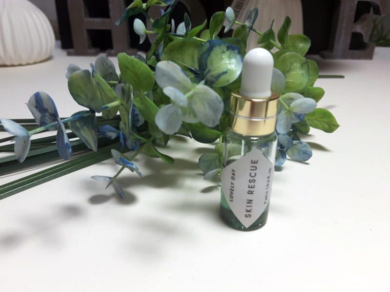 lovely day botanicals - rescue oil